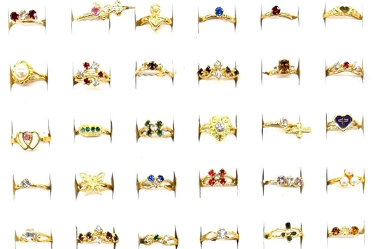 200 Vintage Deadstock Rings Assorted styles