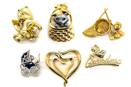 25 pcs Vintage Danecraft + Allen Jewelry Brooches - 25 DIFFERENT STYLES