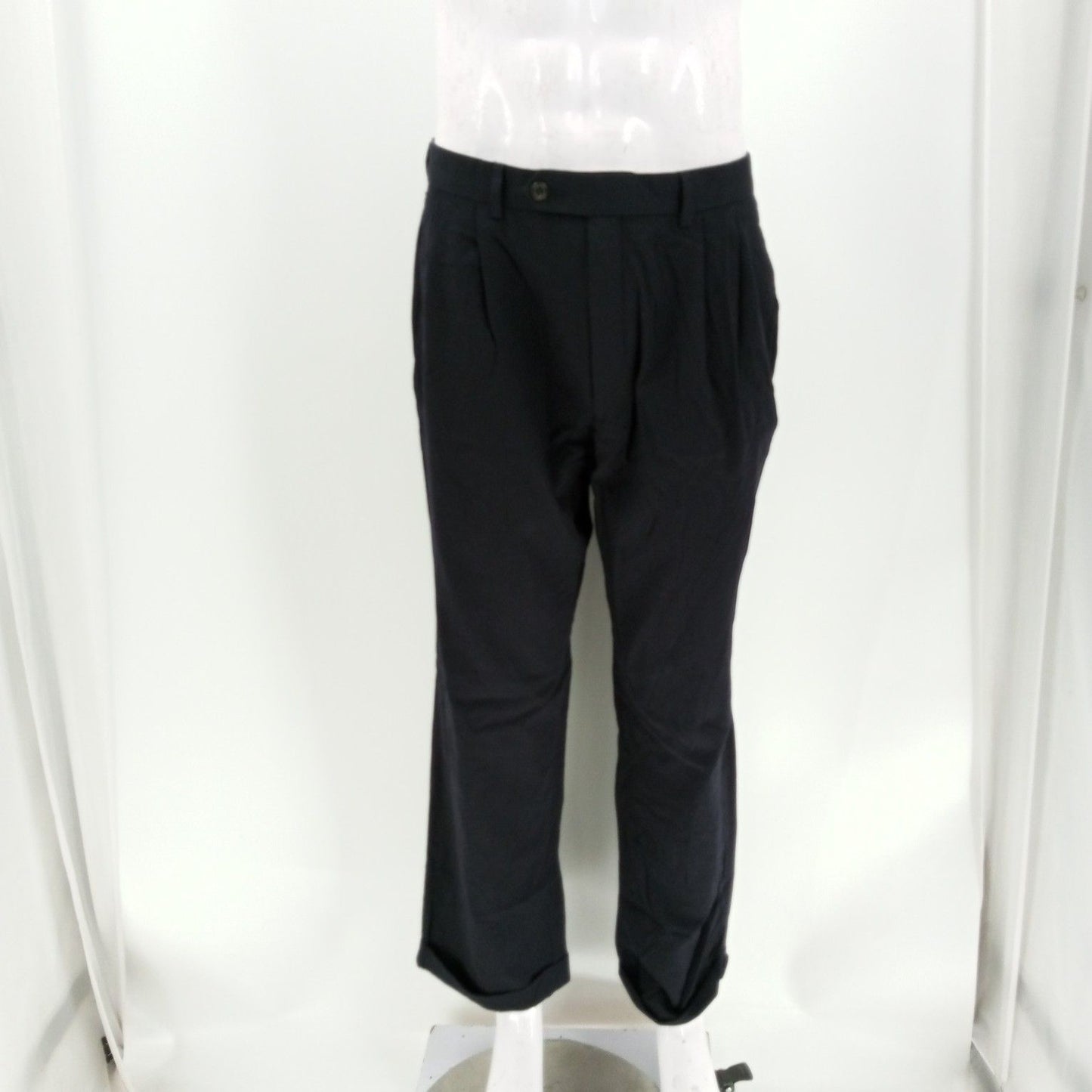 Desiel, Levis, Dockers, etc Pants Box 30 Count