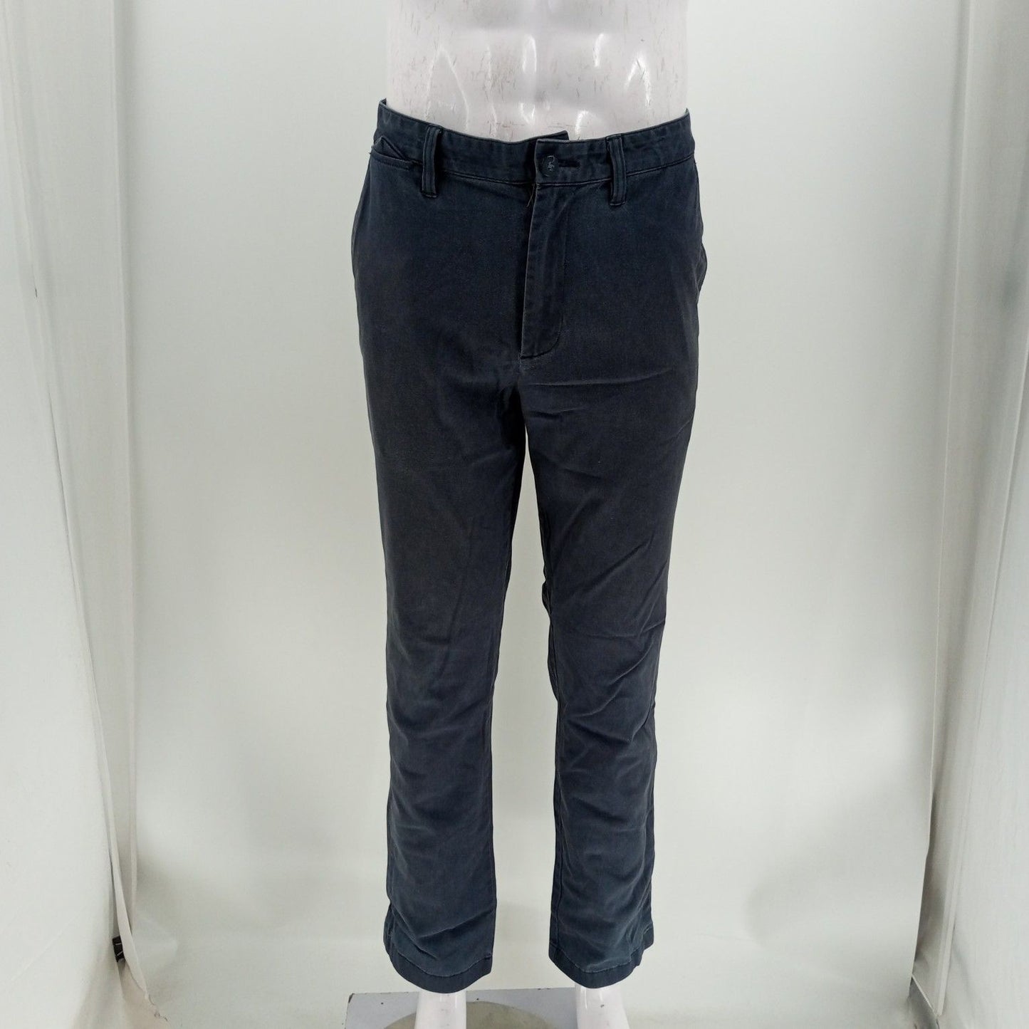 Desiel, Levis, Dockers, etc Pants Box 30 Count