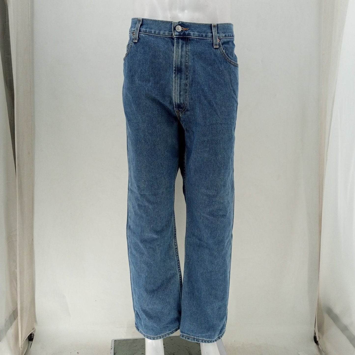 Levis Jeans  24-30 Count Box