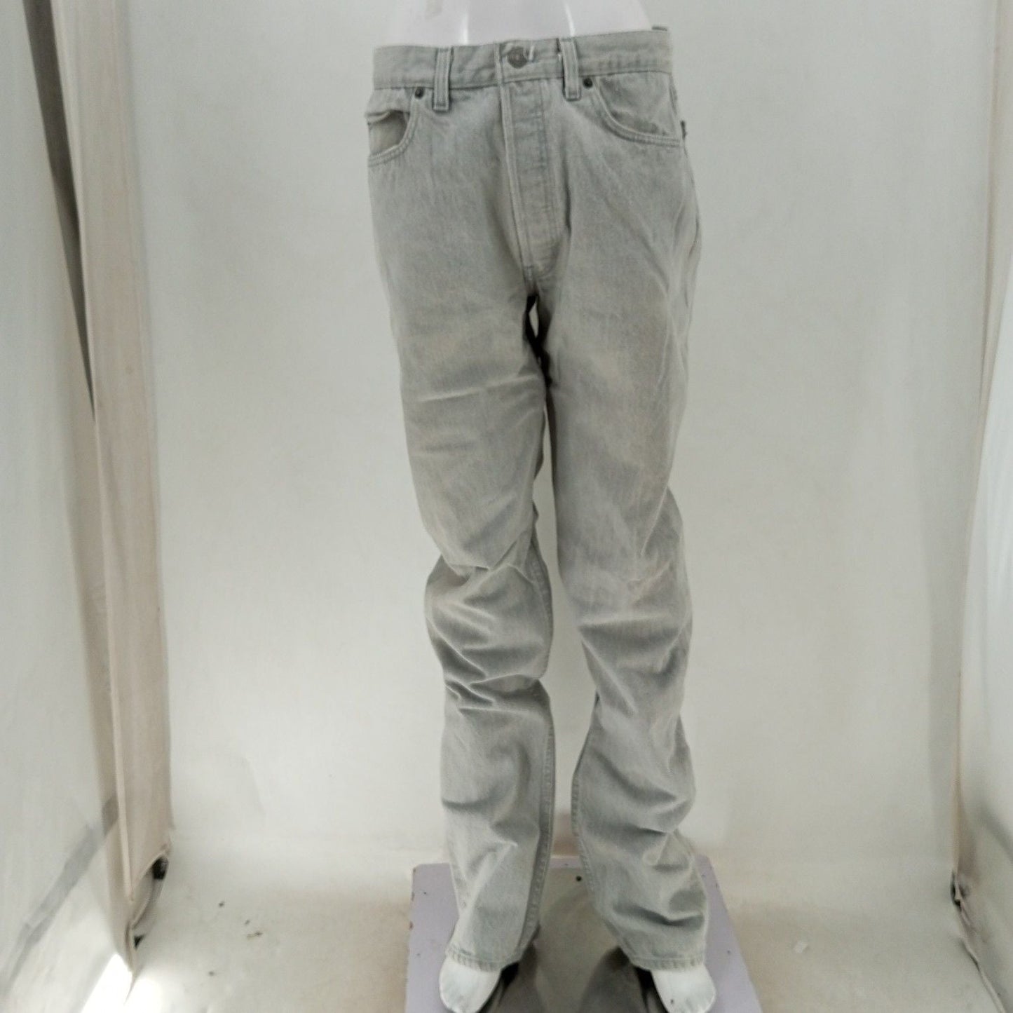 Levis Jeans  24-30 Count Box