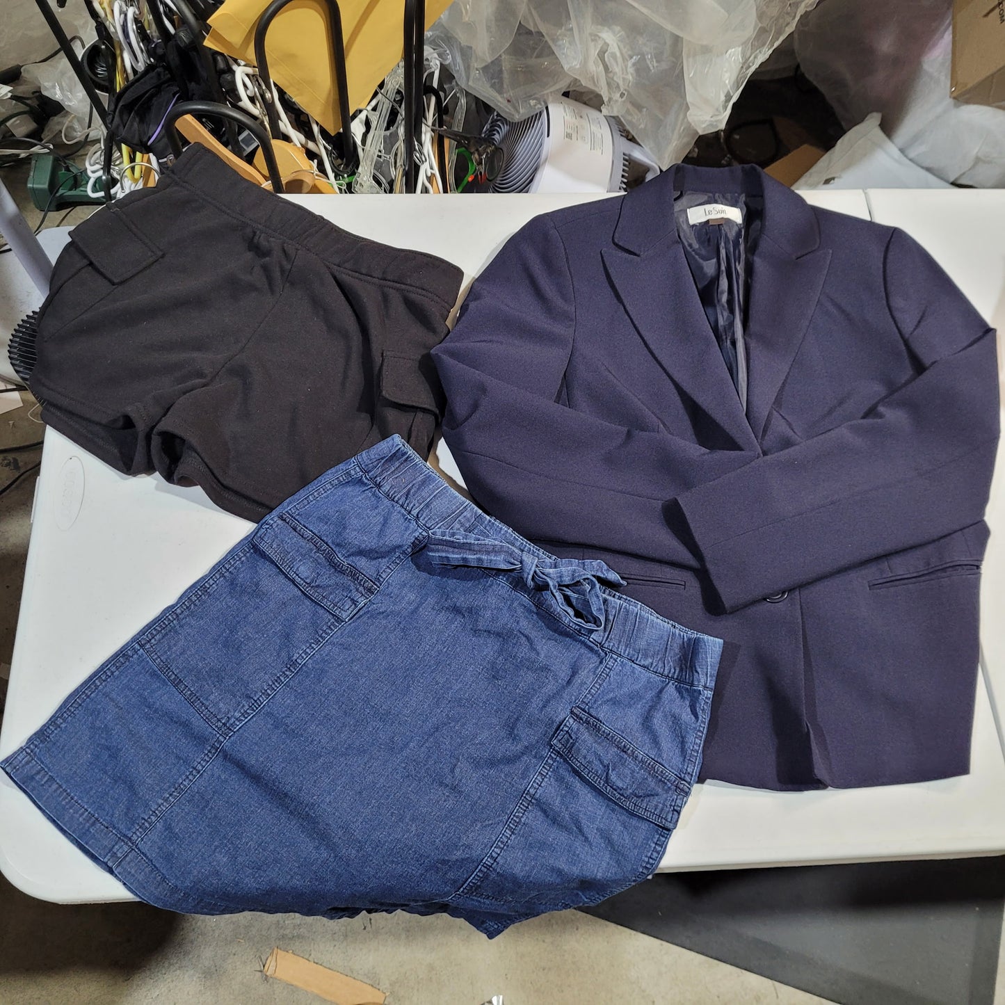Adult Apparel Mixed Brands Bundle – 12 Pieces
