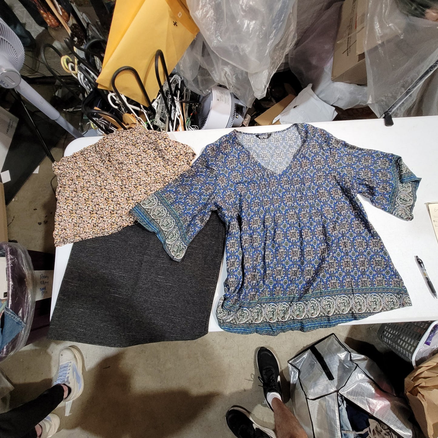 Adult Apparel Mixed Brands Bundle – 12 Pieces