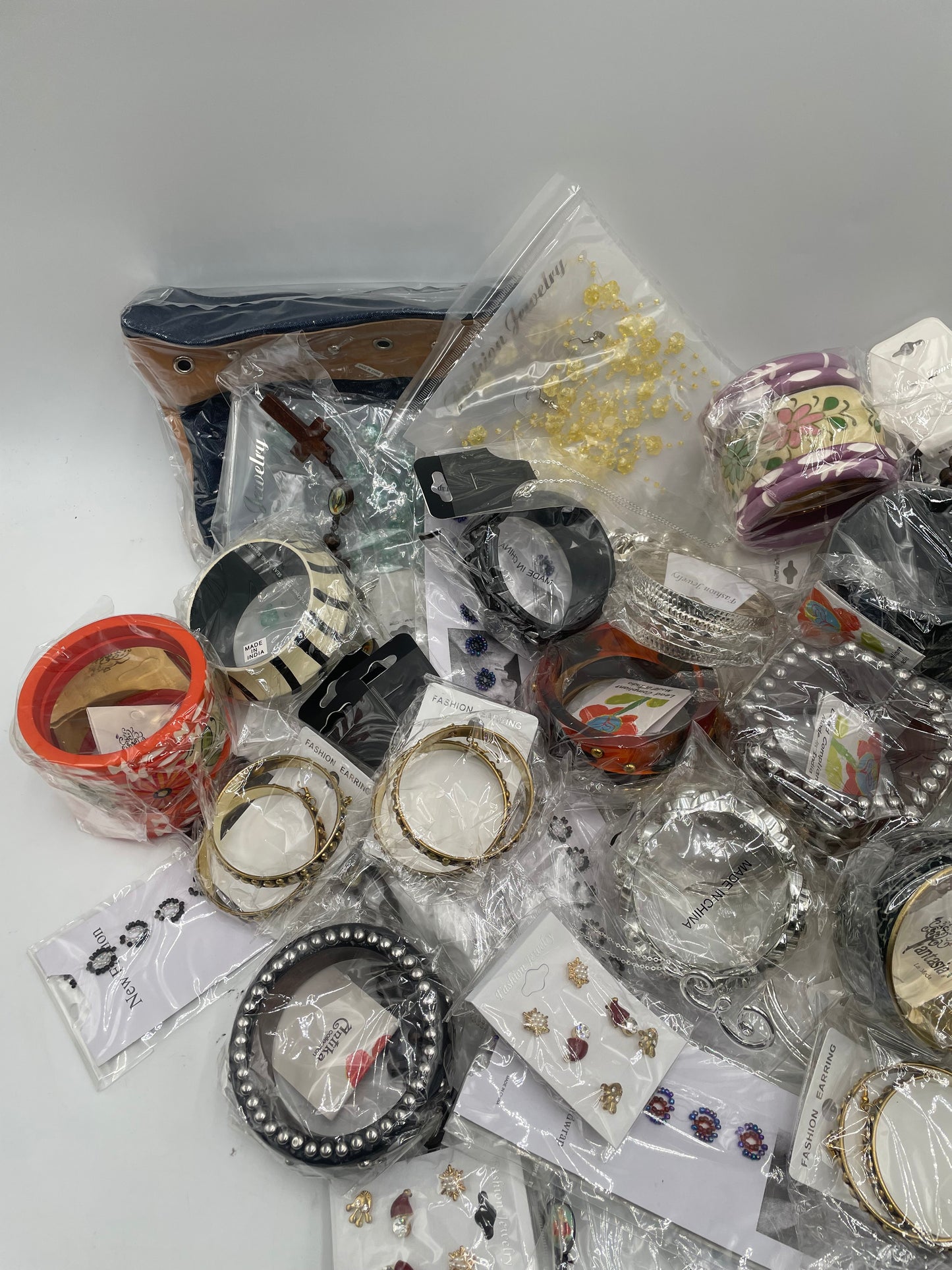 Signature Mystery Bangle Box